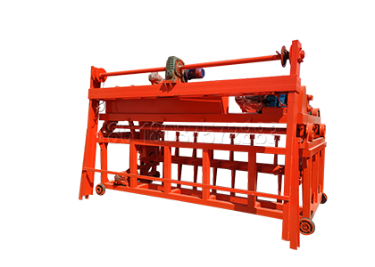 Organic waste turning machine