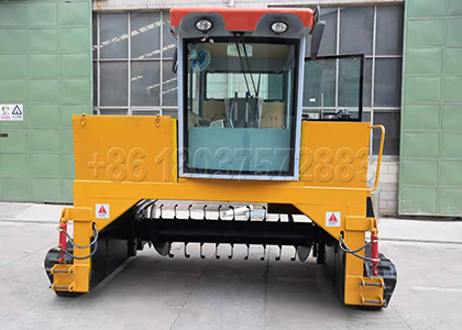 Crawler Type Compost Turner for Cow Dung Fertilizer Processing